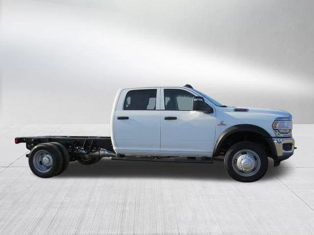 2024 RAM Ram 5500 Chassis Cab RAM 5500 TRADESMAN CHASSIS CREW CAB 4X4 60 CA