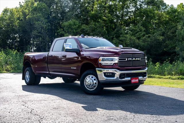 2024 RAM Ram 3500 RAM 3500 LARAMIE CREW CAB 4X4 8 BOX