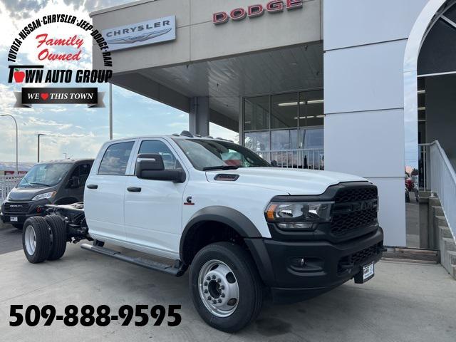 2024 RAM Ram 5500 Chassis Cab RAM 5500 TRADESMAN CHASSIS CREW CAB 4X4 60 CA