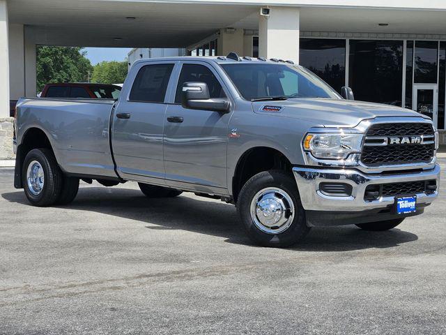 2024 RAM Ram 3500 RAM 3500 TRADESMAN CREW CAB 4X4 8 BOX