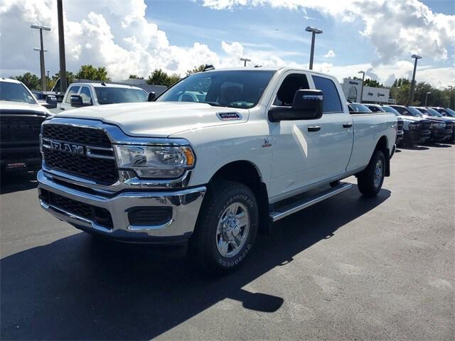 2024 RAM Ram 2500 RAM 2500 TRADESMAN CREW CAB 4X4 8 BOX