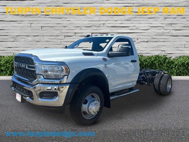 2024 RAM Ram 5500 Chassis Cab RAM 5500 TRADESMAN CHASSIS REGULAR CAB 4X4 84 CA