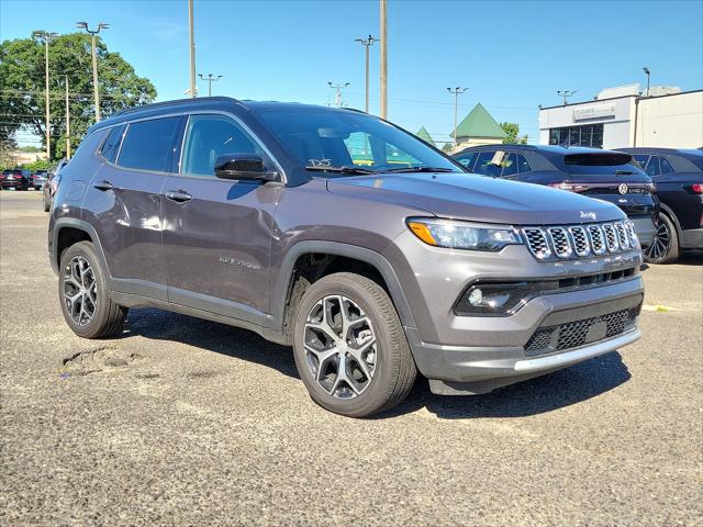 2024 Jeep Compass COMPASS LIMITED 4X4