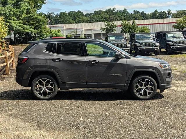 2024 Jeep Compass COMPASS LIMITED 4X4 2024 Jeep Compass COMPASS LIMITED 4X4