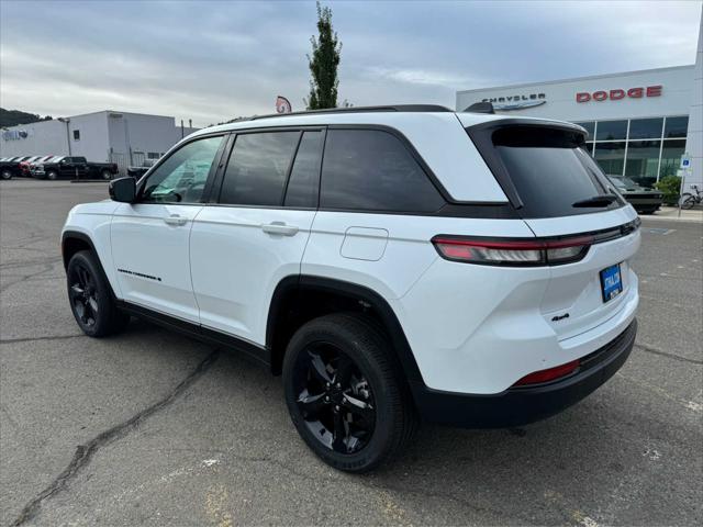 2024 Jeep Grand Cherokee GRAND CHEROKEE ALTITUDE 4X4