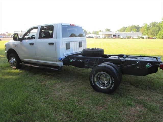 2024 RAM Ram 3500 Chassis Cab RAM 3500 TRADESMAN CREW CAB CHASSIS 4X4 60 CA