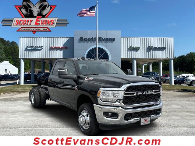 2024 RAM Ram 3500 Chassis Cab RAM 3500 TRADESMAN CREW CAB CHASSIS 4X4 60 CA