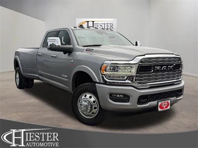 2024 RAM Ram 3500 RAM 3500 LIMITED CREW CAB 4X4 8 BOX