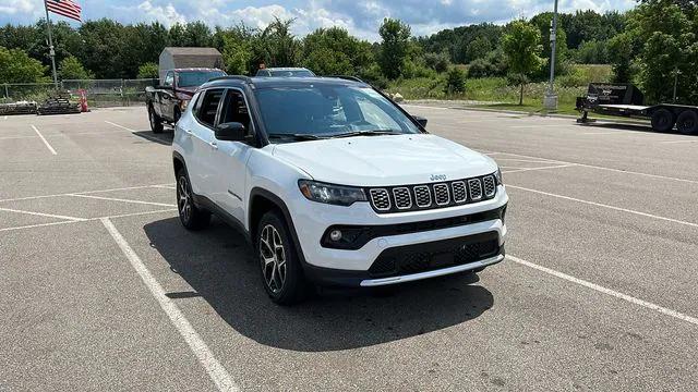 2024 Jeep Compass COMPASS LIMITED 4X4