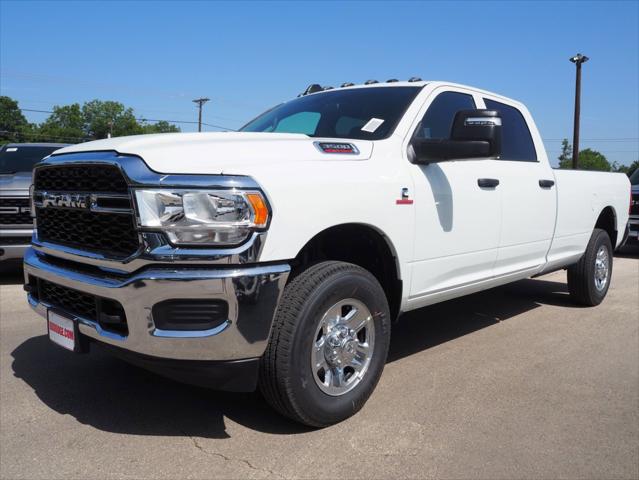 2024 RAM Ram 3500 RAM 3500 TRADESMAN CREW CAB 4X4 8 BOX