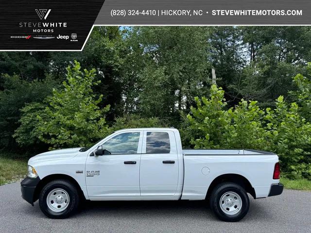 2024 RAM Ram 1500 Classic RAM 1500 CLASSIC TRADESMAN QUAD CAB 4X4 64 BOX