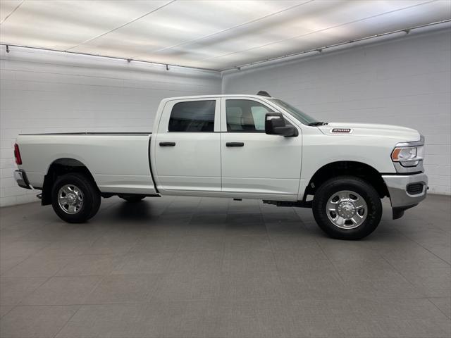 2024 RAM Ram 2500 RAM 2500 TRADESMAN CREW CAB 4X4 8 BOX