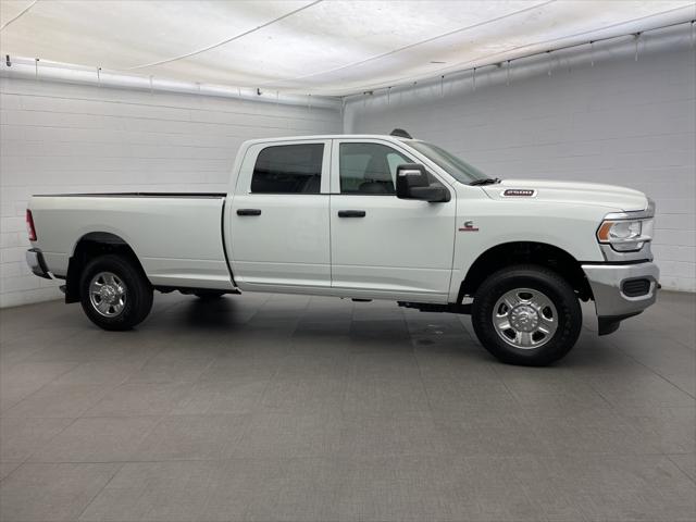 2024 RAM Ram 2500 RAM 2500 TRADESMAN CREW CAB 4X4 8 BOX