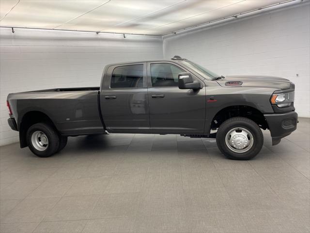 2024 RAM Ram 3500 RAM 3500 TRADESMAN CREW CAB 4X4 8 BOX