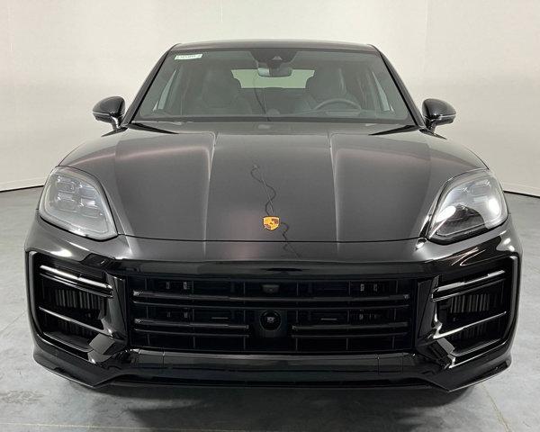 2024 Porsche Cayenne E-Hybrid Turbo