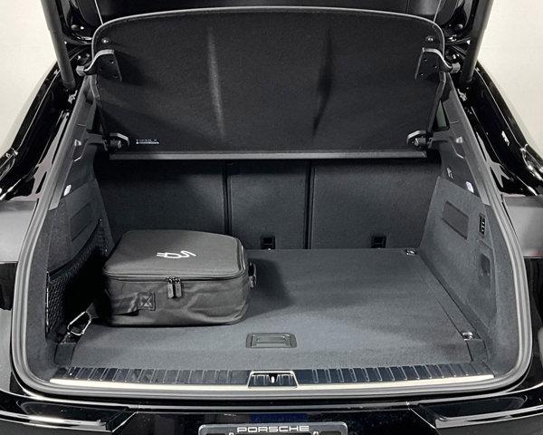 2024 Porsche Cayenne E-Hybrid Turbo