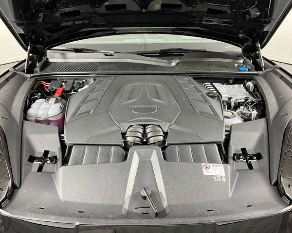 2024 Porsche Cayenne E-Hybrid Turbo