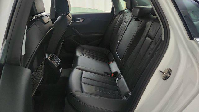 2021 Audi A4 Premium 40 TFSI quattro S tronic