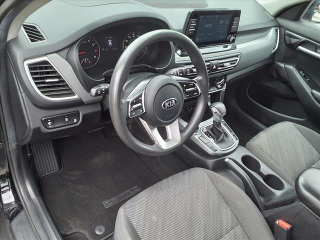 2021 Kia Seltos LX 2021 Kia Seltos LX