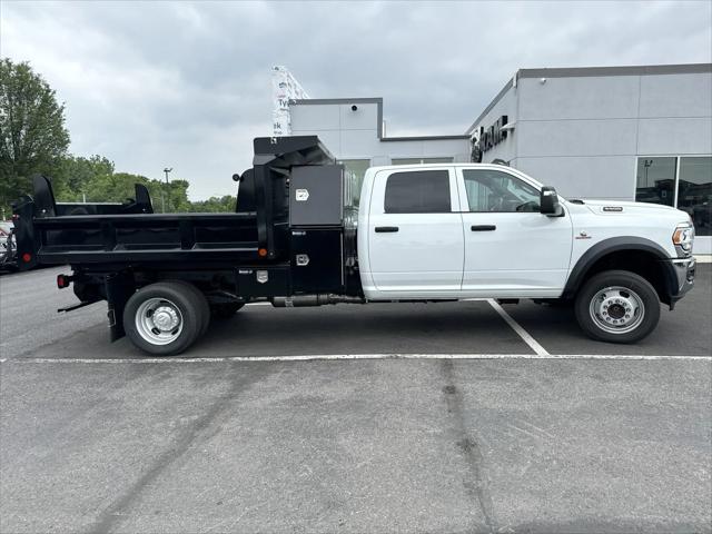 2024 RAM Ram 5500 Chassis Cab RAM 5500 TRADESMAN CHASSIS CREW CAB 4X4 84 CA