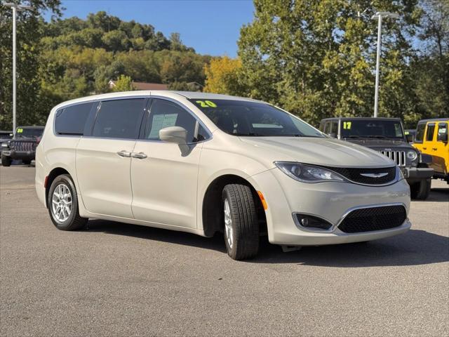 2020 Chrysler Pacifica Touring