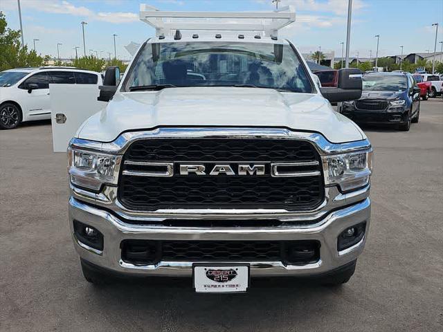 2024 RAM Ram 3500 Chassis Cab RAM 3500 TRADESMAN CHASSIS REGULAR CAB 4X2 60 CA