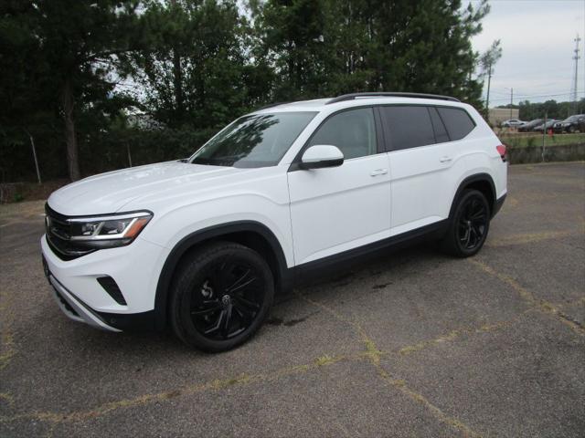 2022 Volkswagen Atlas 3.6L V6 SE w/Technology