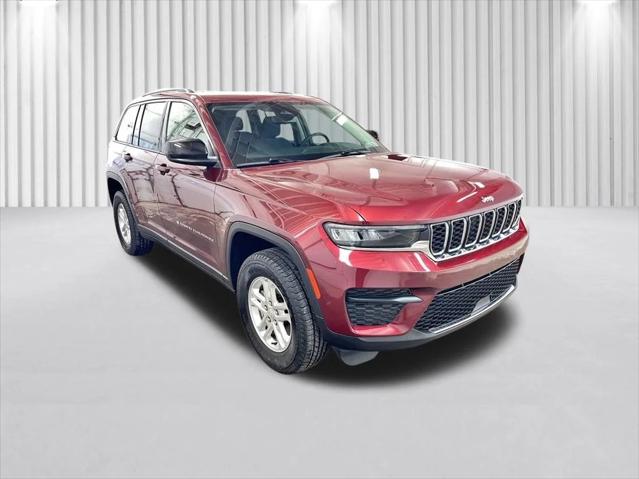 2023 Jeep Grand Cherokee Laredo 4x4