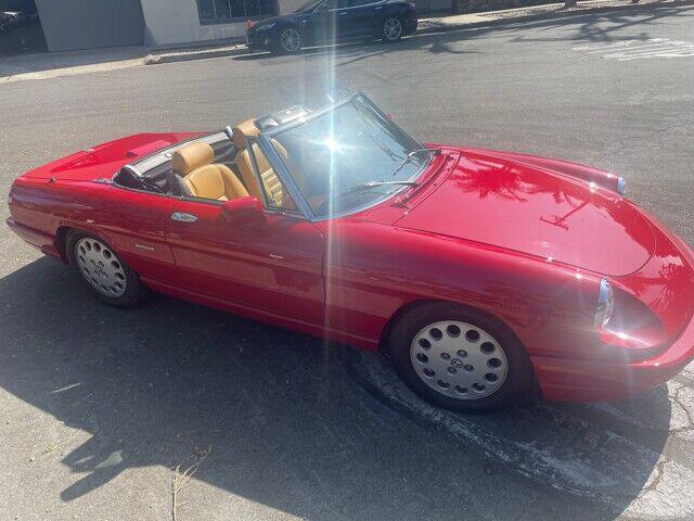 1991 Alfa Romeo Spider Veloce 2dr Convertible 5M