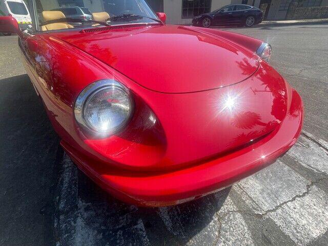 1991 Alfa Romeo Spider Veloce 2dr Convertible 5M