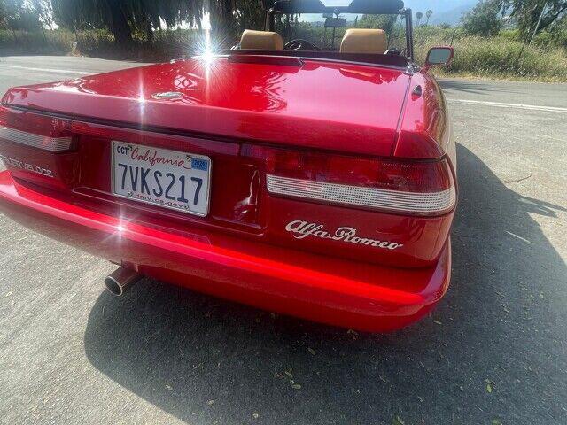 1991 Alfa Romeo Spider Veloce 2dr Convertible 5M