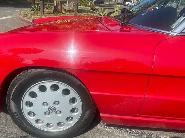 1991 Alfa Romeo Spider Veloce 2dr Convertible 5M