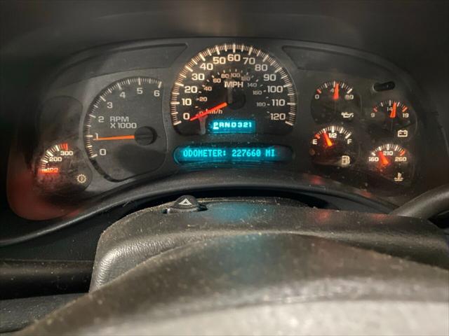 2004 Chevrolet Silverado 2500HD Work Truck