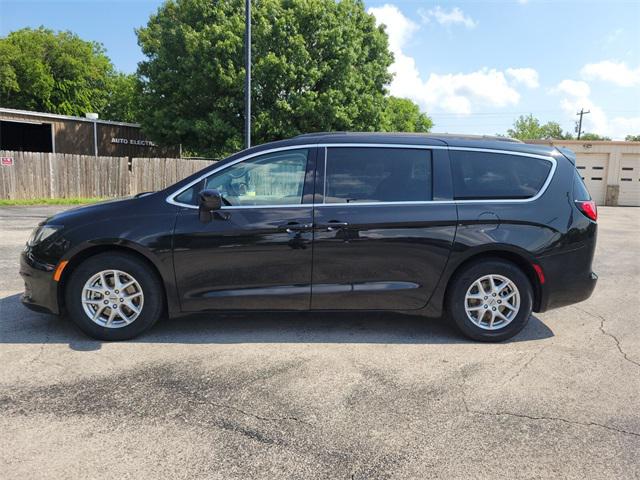 2021 Chrysler Voyager LXI