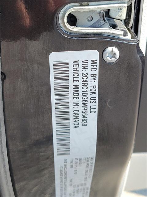 2021 Chrysler Voyager LXI
