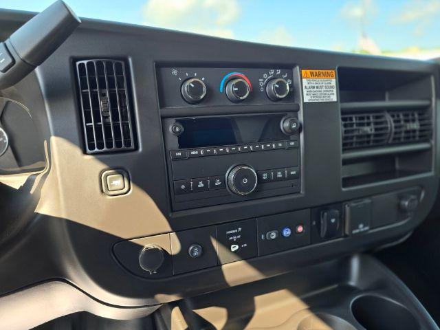 2024 Chevrolet Express Cutaway 4500 Van