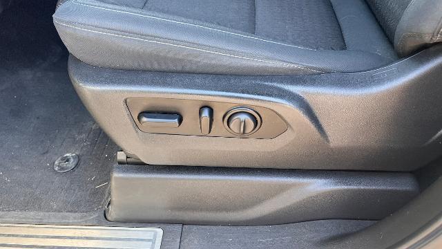 2020 Chevrolet Silverado 1500 4WD Crew Cab Short Bed LT