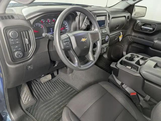2024 Chevrolet Silverado 1500 4WD Crew Cab Short Bed Custom
