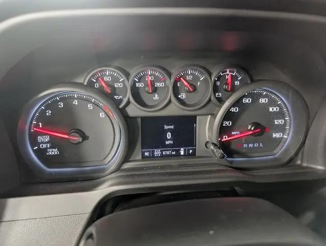 2024 Chevrolet Silverado 1500 4WD Crew Cab Short Bed Custom