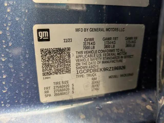 2024 Chevrolet Silverado 1500 4WD Crew Cab Short Bed Custom