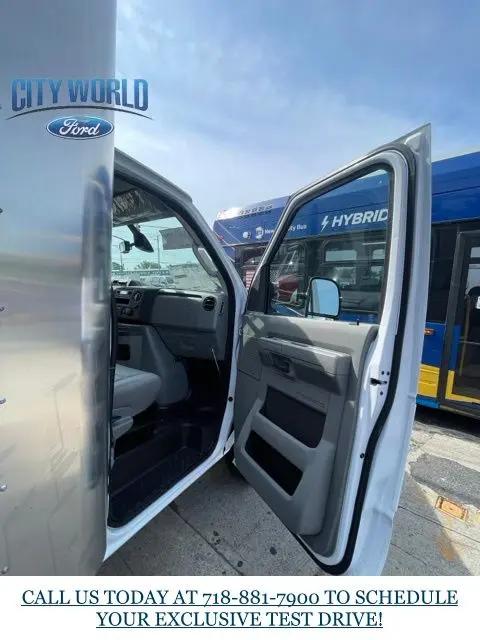 2025 Ford E-350 Cutaway E-Series Cutaway