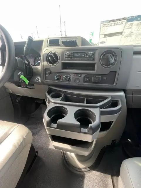 2025 Ford E-350 Cutaway E-Series Cutaway