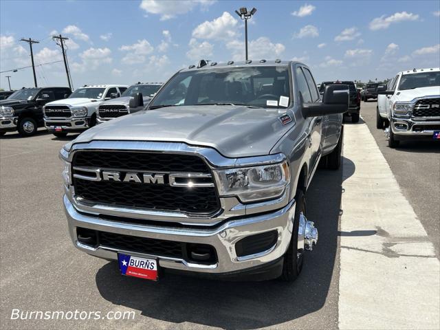 2024 RAM Ram 3500 RAM 3500 TRADESMAN CREW CAB 4X4 8 BOX