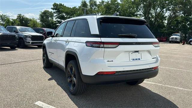 2024 Jeep Grand Cherokee GRAND CHEROKEE LIMITED 4X4