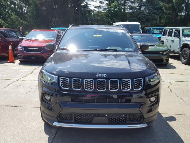 2024 Jeep Compass COMPASS LIMITED 4X4