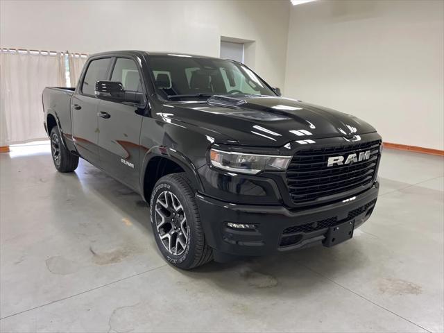 2025 RAM Ram 1500 RAM 1500 LARAMIE CREW CAB 4X4 64 BOX