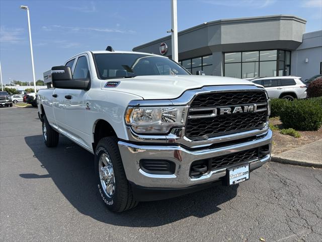 2024 RAM Ram 2500 RAM 2500 TRADESMAN CREW CAB 4X4 8 BOX