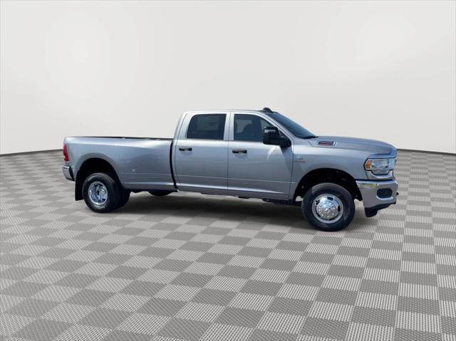 2024 RAM Ram 3500 RAM 3500 TRADESMAN CREW CAB 4X4 8 BOX