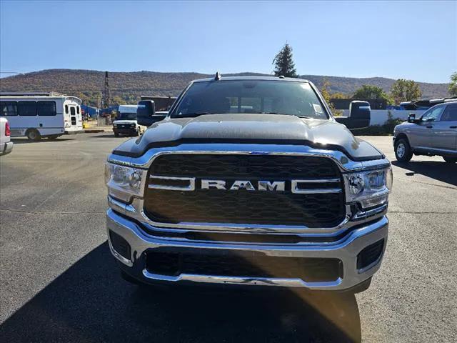 2024 RAM Ram 2500 RAM 2500 TRADESMAN CREW CAB 4X4 8 BOX