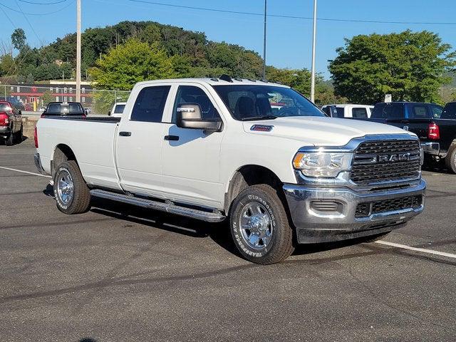 2024 RAM Ram 2500 RAM 2500 TRADESMAN CREW CAB 4X4 8 BOX